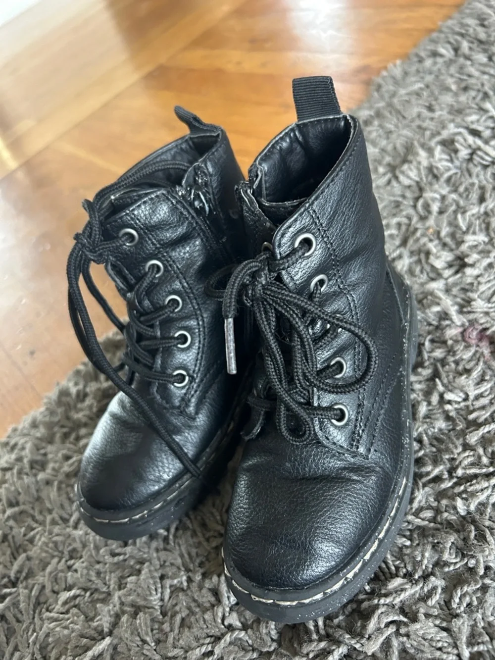 Sincerly Jules Toddler Black Combat Lace Boots - Glitter Sole Size 9